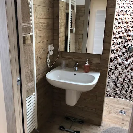 아파트 La Casa Acero
