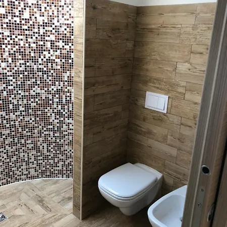 La Casa Acero * Lurago dʼErba